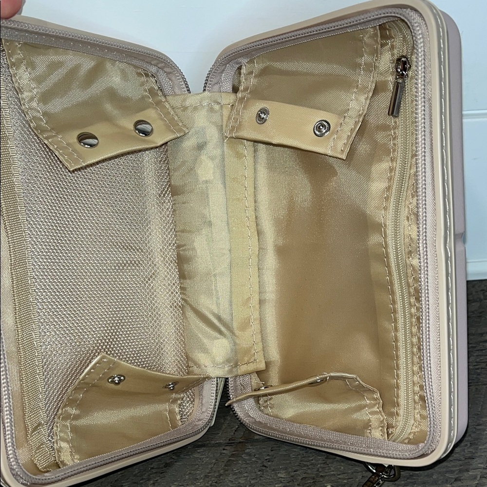 Kenzie Hard Case Pink Crossbody Bag - Picture 8 of 9